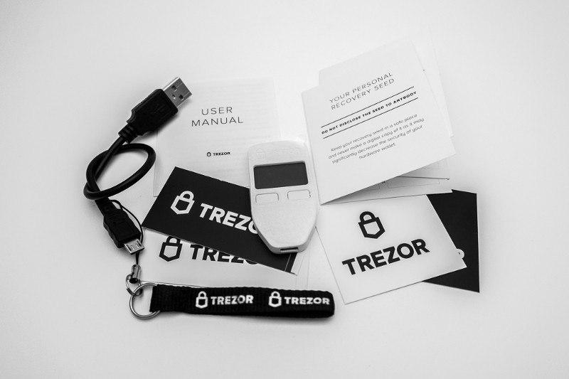 Lieferumfang Trezor One