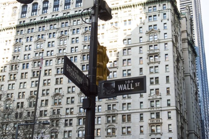 Goldman vorerst draußen, aber Wall Street in Richtung Kryptowährungen - Coincierge