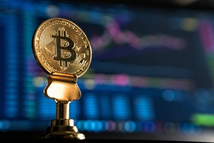 Bitcoin Preis um 7.800 US-Dollar und ein Schlüsselindikator