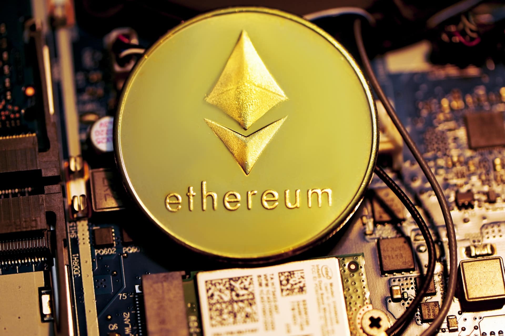 Bullish für Ethereum Die Top-Kryptowährung hat in den letzten 12 Monaten $6,2 Bio. an Transaktionen abgewickelt