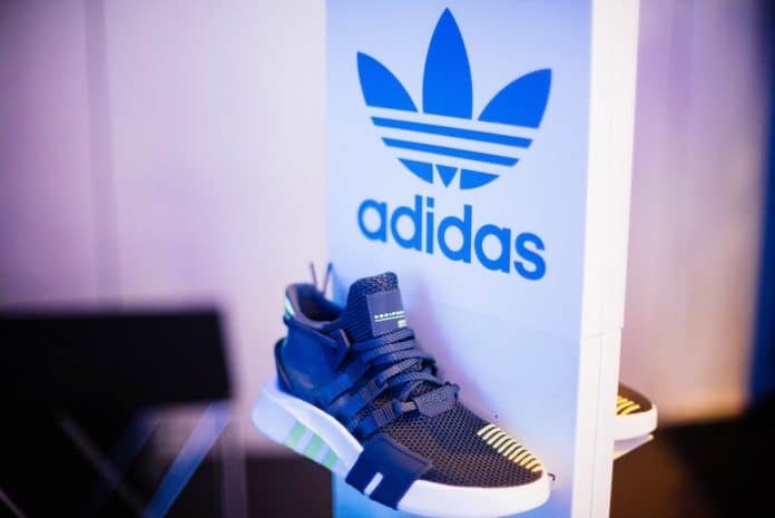 Adidas steigt in die Krypto-Branche ein, kooperiert mit The Sandbox (SAND) und Coinbase