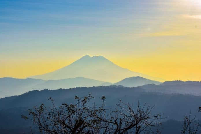 El Salvador baut eine 1-Milliarde-Dollar-Bitcoin-Stadt – am Fuße eines Vulkans