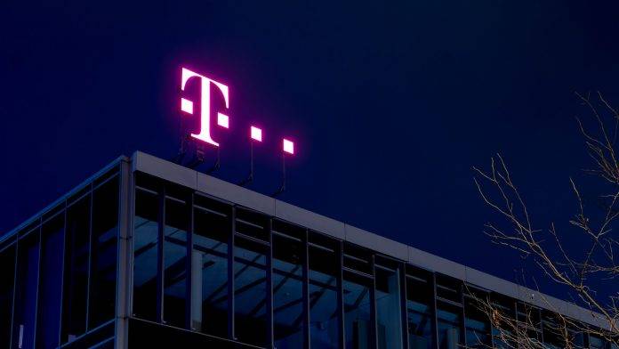 Deutsche Telekom Tochtergesellschaft T-Systems MMS unterstützt Polkadot, erwirbt DOT