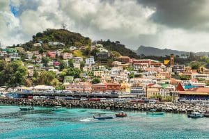 St. George’s, die Hauptstadt von Grenada, einem Inselstaat in der Karibik