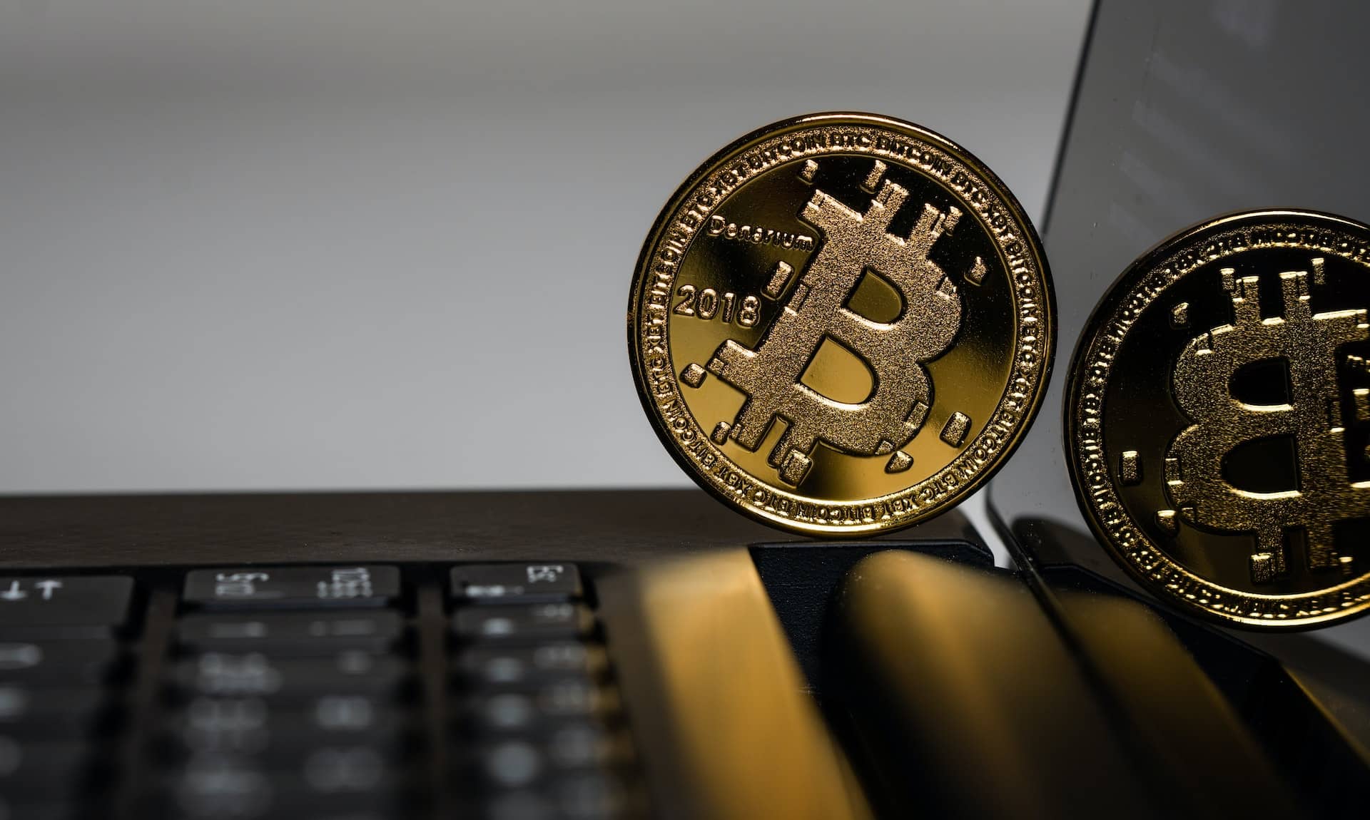 Bitcoin News: BTC & Ethereum fallen – Kryptomarkt verliert satte 58 Milliarden Dollar