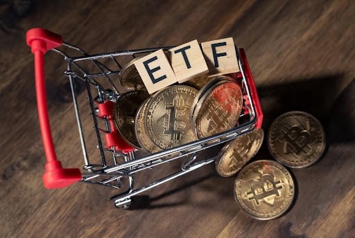 Spot Bitcoin ETFs übersteigen 10 Mrd. USD in AUM; Warum Anleger sich dem aufstrebenden KI-Altcoin zuwenden?